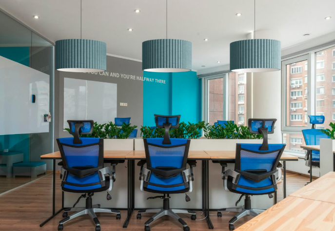 Éclairage Acoustique : Quand Design Redéfinissent l’Espace de Travail