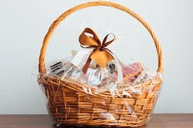 A Guide to Crafting the Perfect Gift Basket for Any Occasion