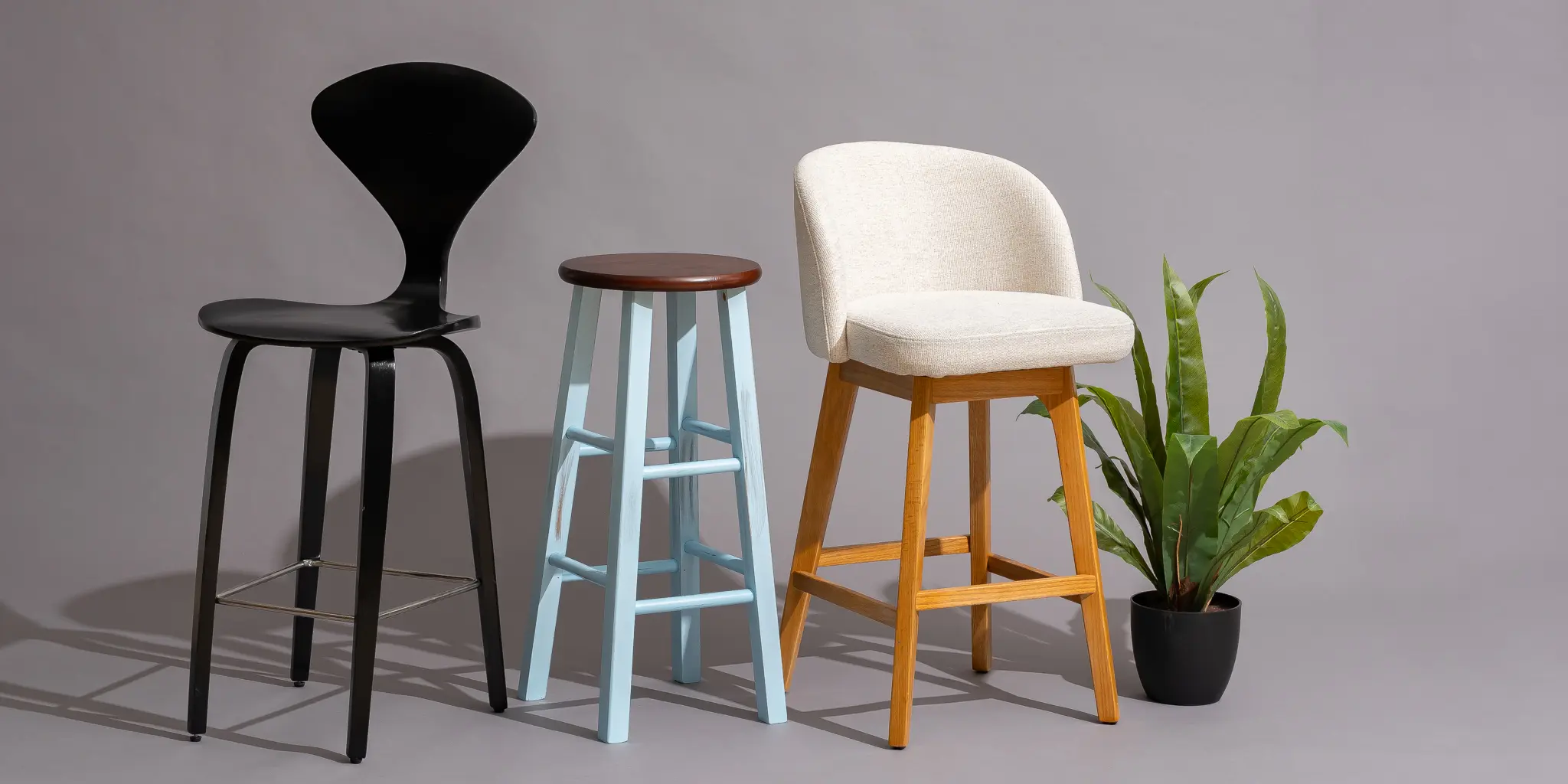 Are Counter Height Bar Stools More Cost-Effective for Restaurant Owners?